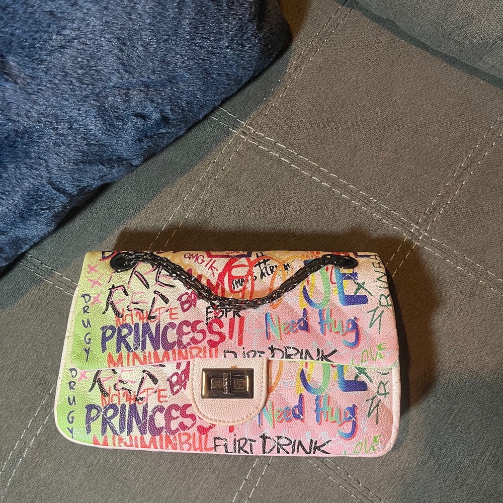 Graffiti purse